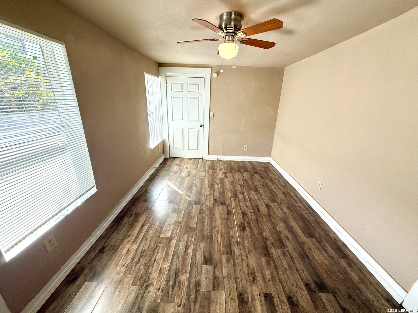 1137 W Ashby Place San Antonio TX 78201