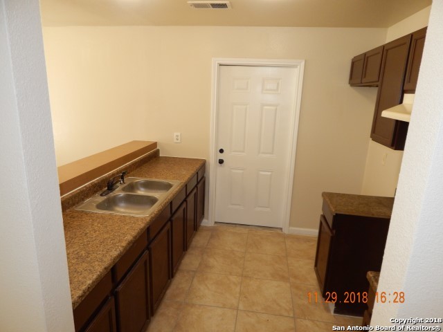 6919 Yucca Valley San Antonio TX 78242