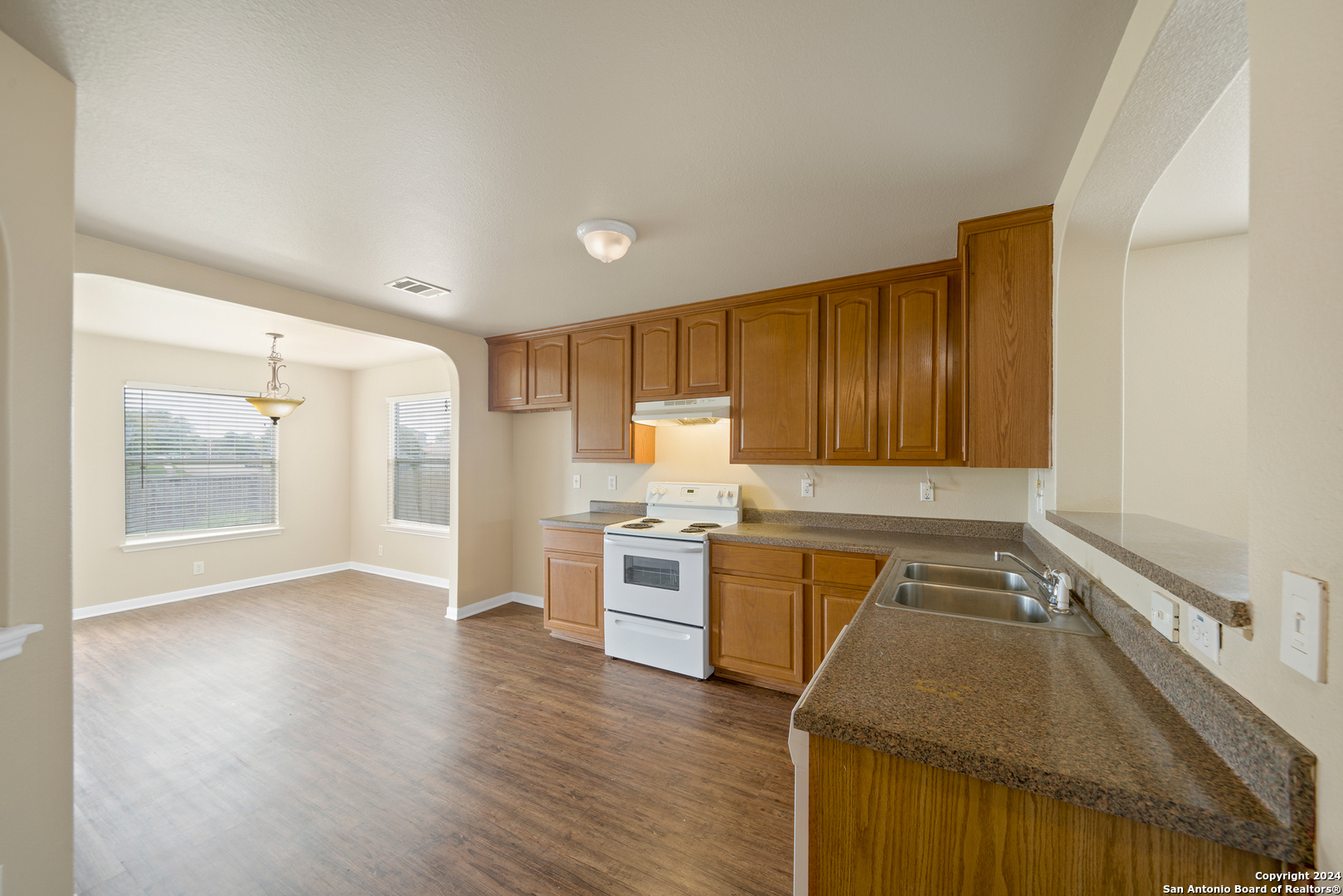 537 Starling Creek New Braunfels TX 78130