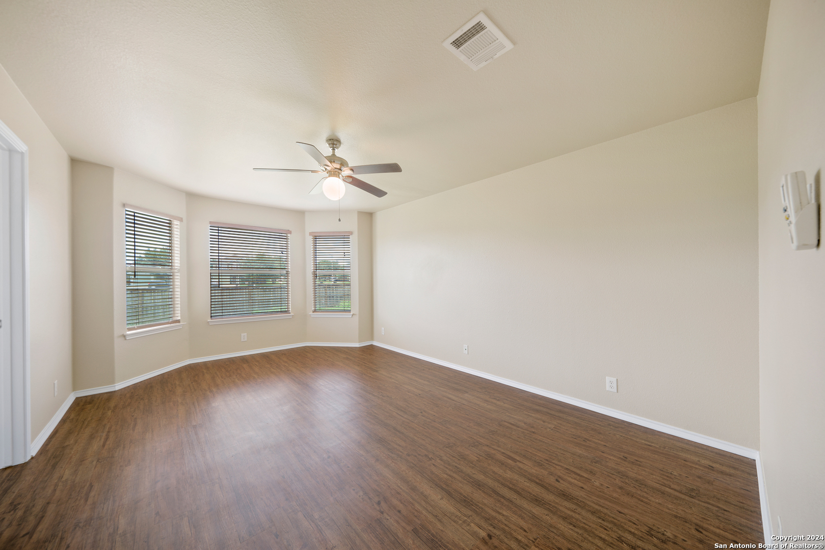 537 Starling Creek New Braunfels TX 78130