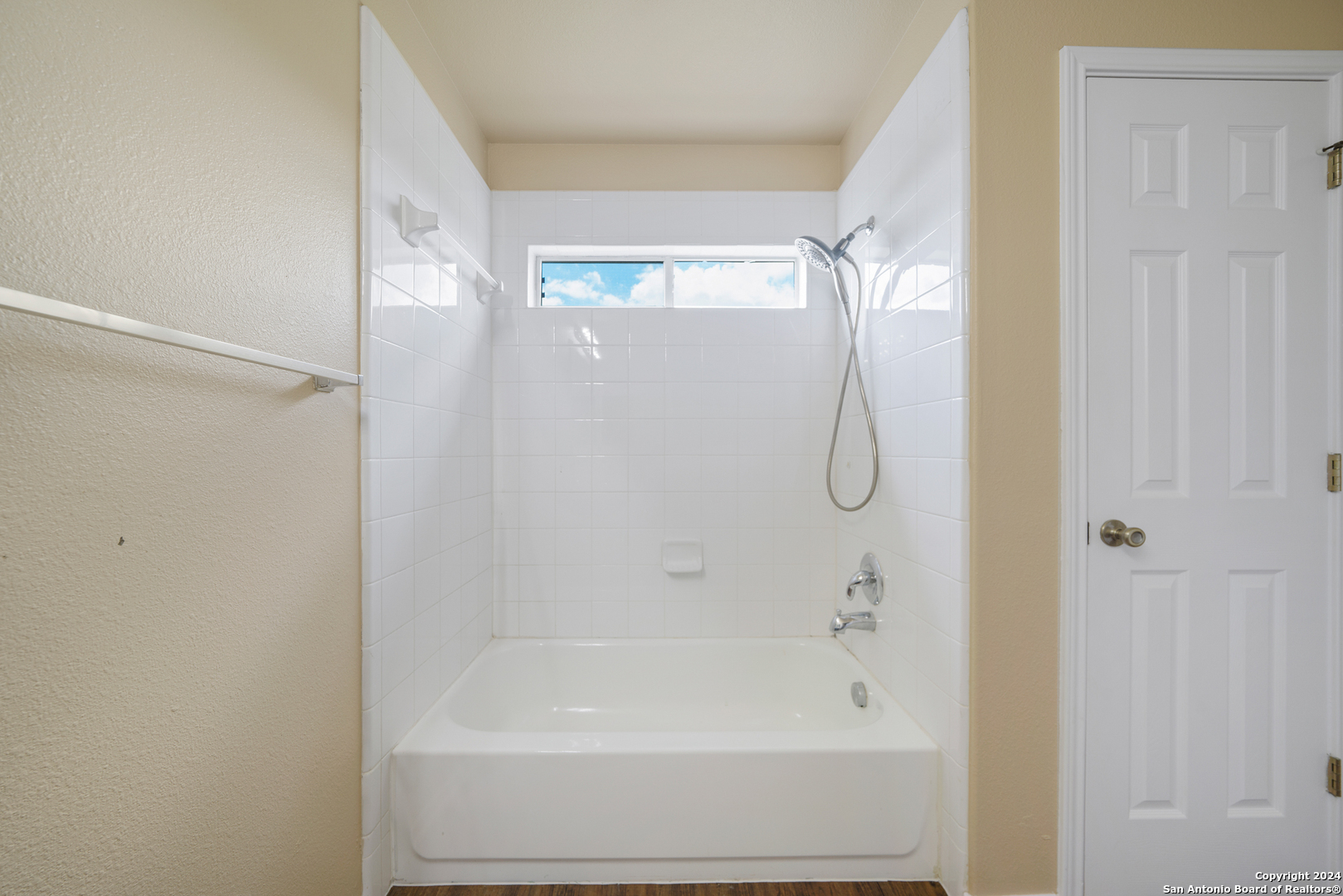 537 Starling Creek New Braunfels TX 78130