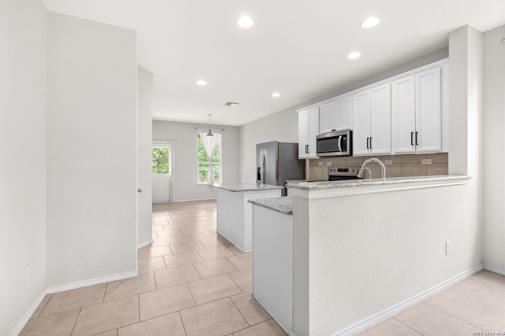 27337 Emilie Canyon San Antonio TX 78260