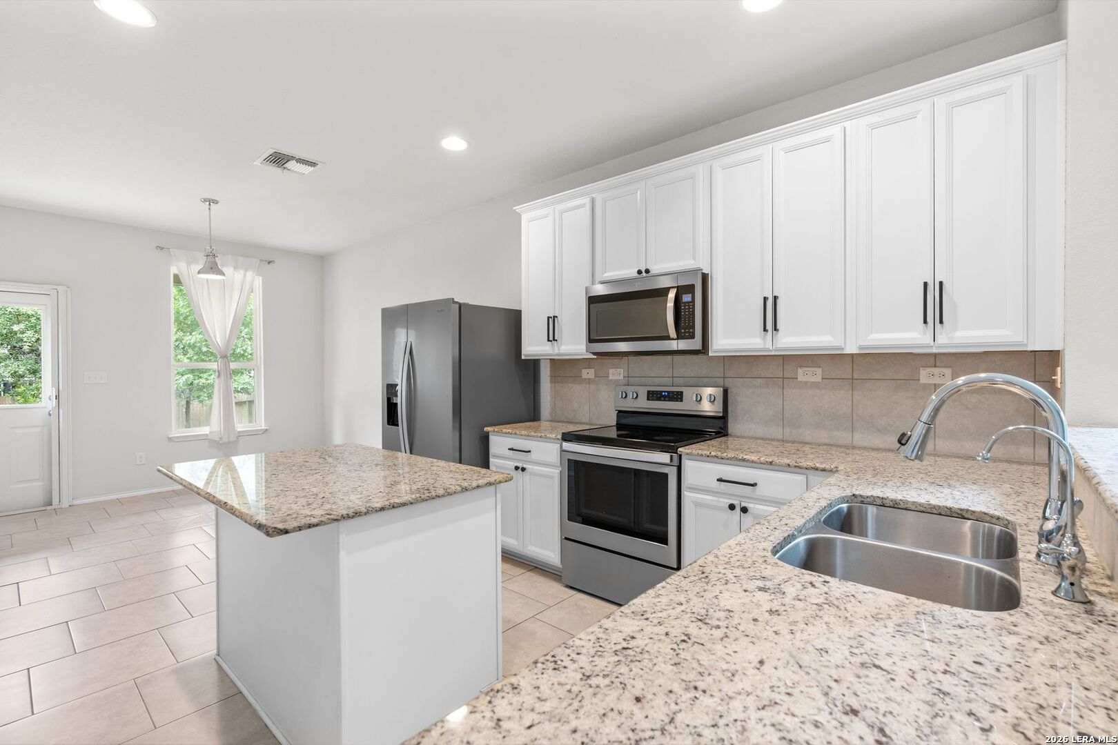 27337 Emilie Canyon San Antonio TX 78260