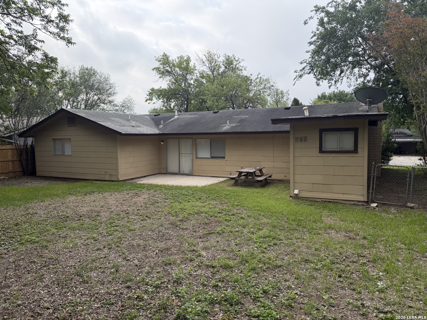 9527 Bear Creek Drive San Antonio TX 78245