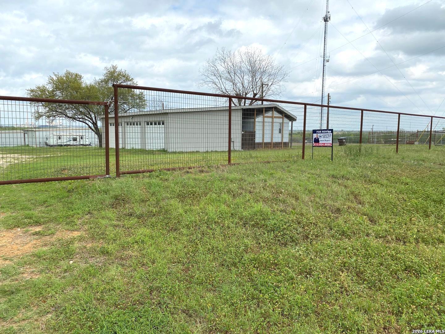 9075 Loop 1604 Elmendorf TX 78112