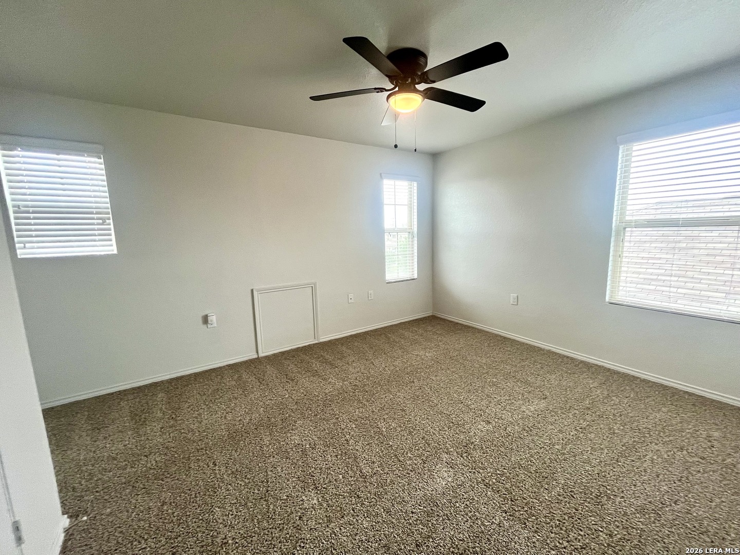 6011 Travis Summit San Antonio TX 78218