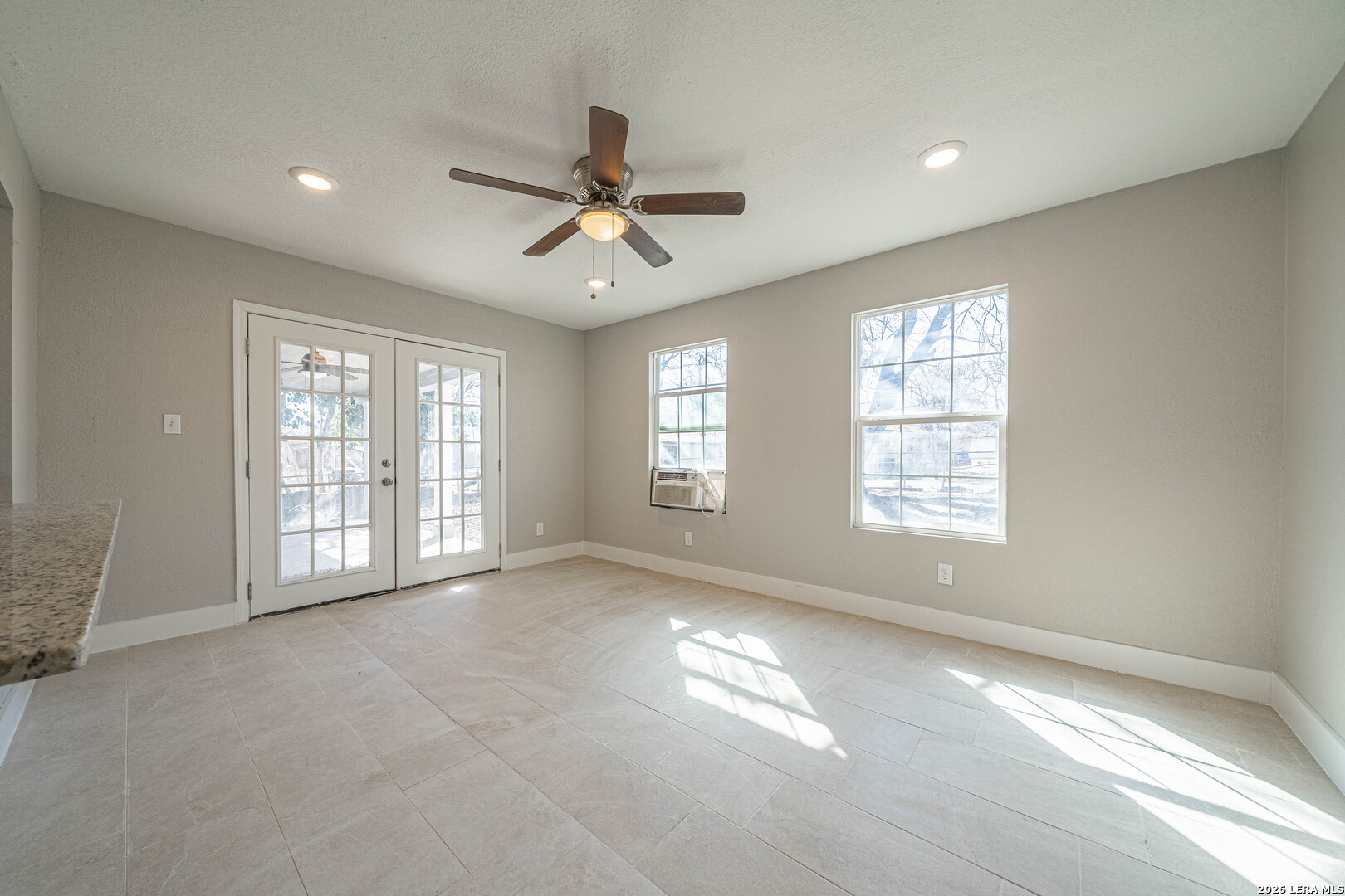7334 Glen Hart San Antonio TX 78239