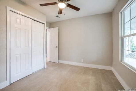 7334 Glen Hart San Antonio TX 78239