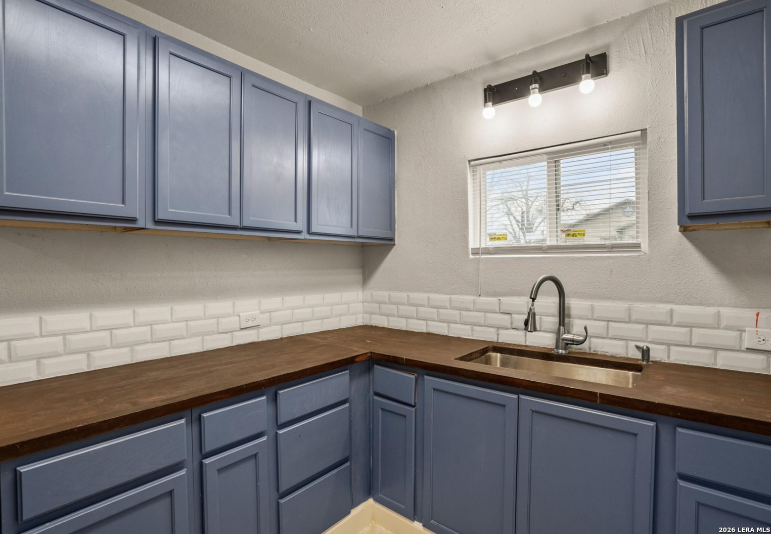 2303 Burnet San Antonio TX 78202