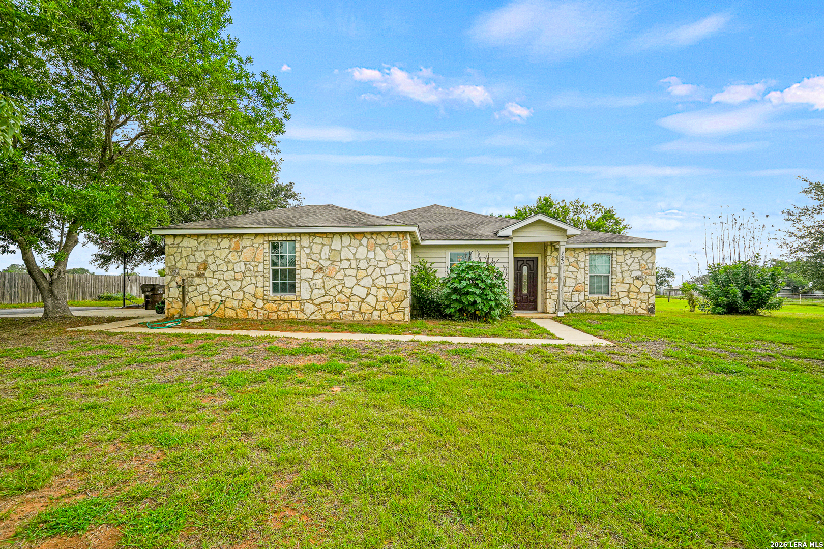725 Cimarron Square Poteet TX 78065