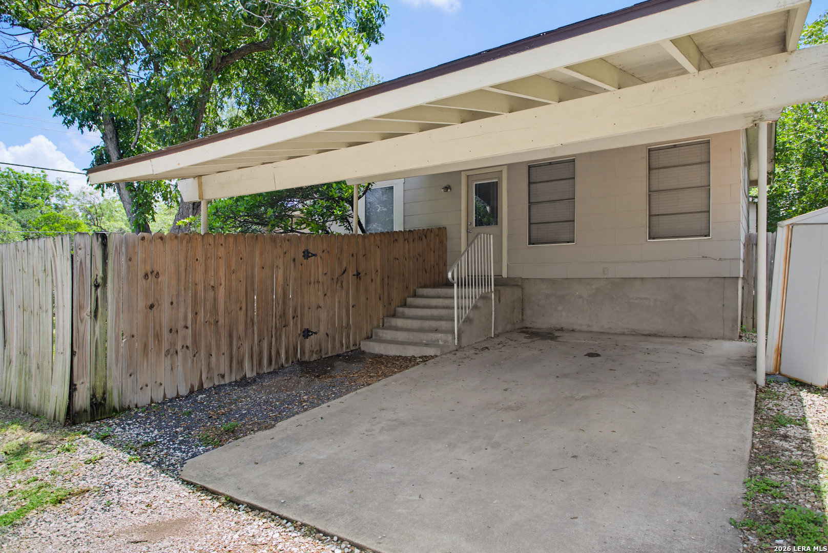 2125 E Lawndale Drive San Antonio TX 78209