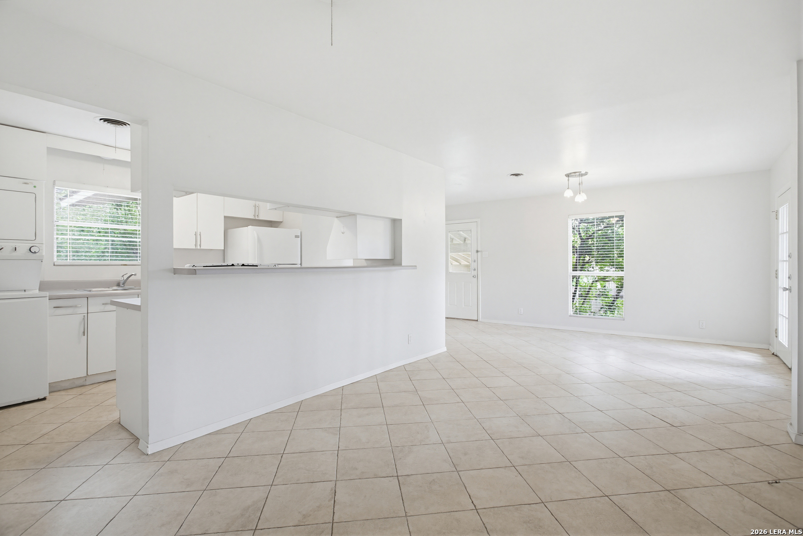 2125 E Lawndale Drive San Antonio TX 78209