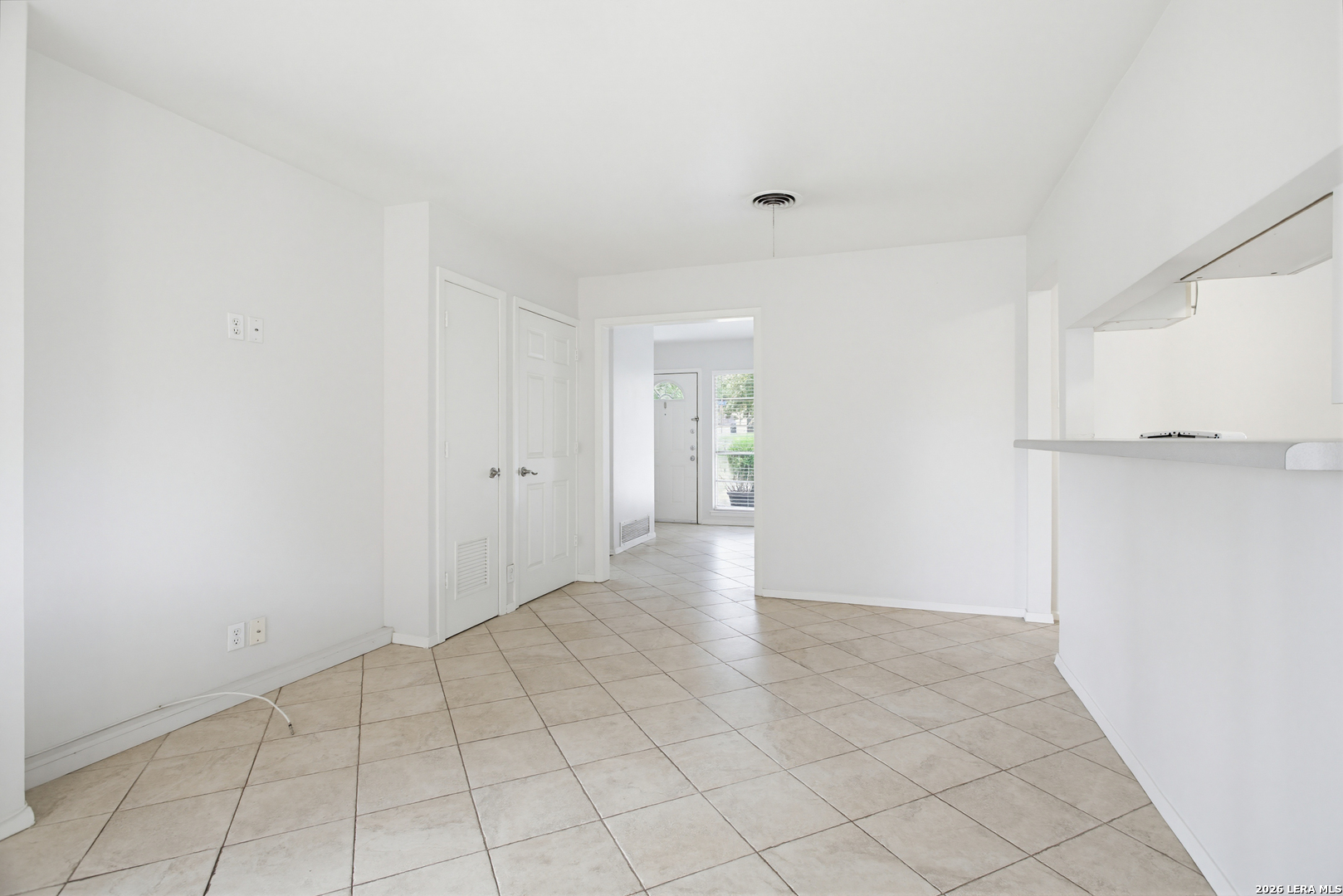 2125 E Lawndale Drive San Antonio TX 78209
