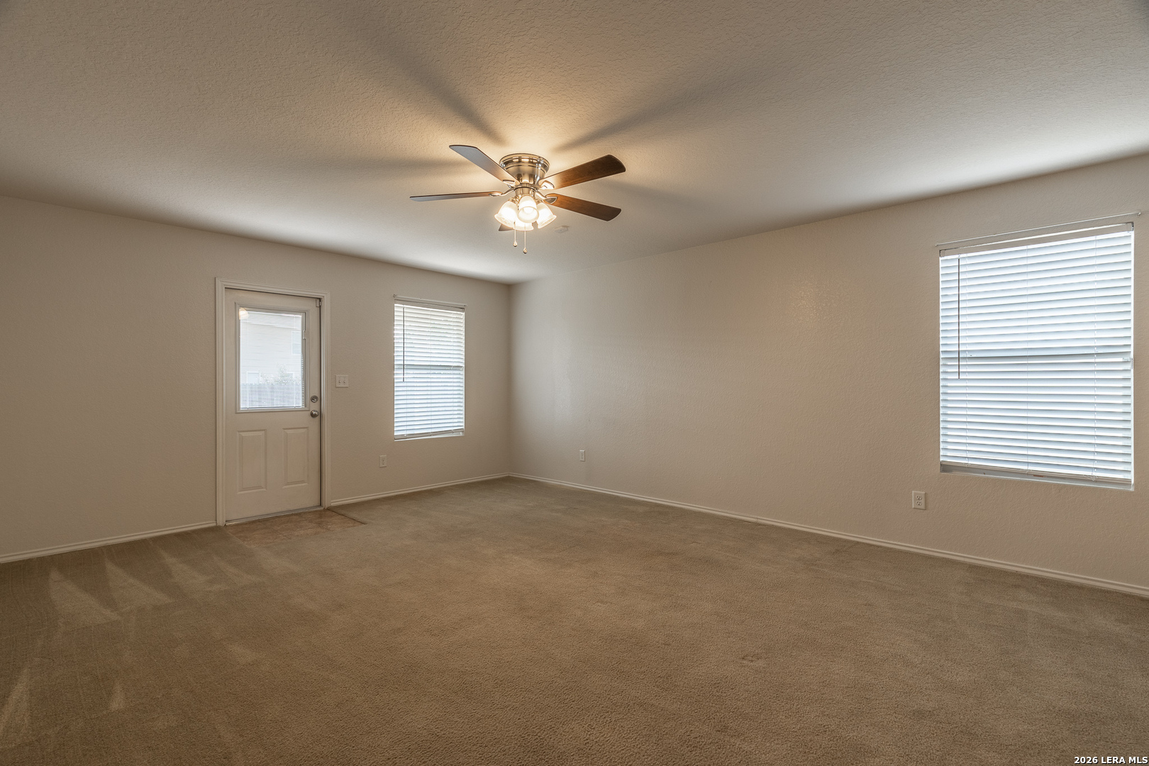 8966 N Oakwood Park San Antonio TX 78254