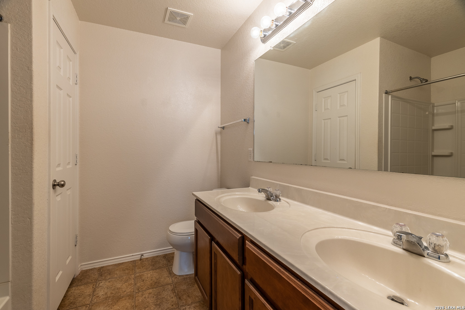 8966 N Oakwood Park San Antonio TX 78254