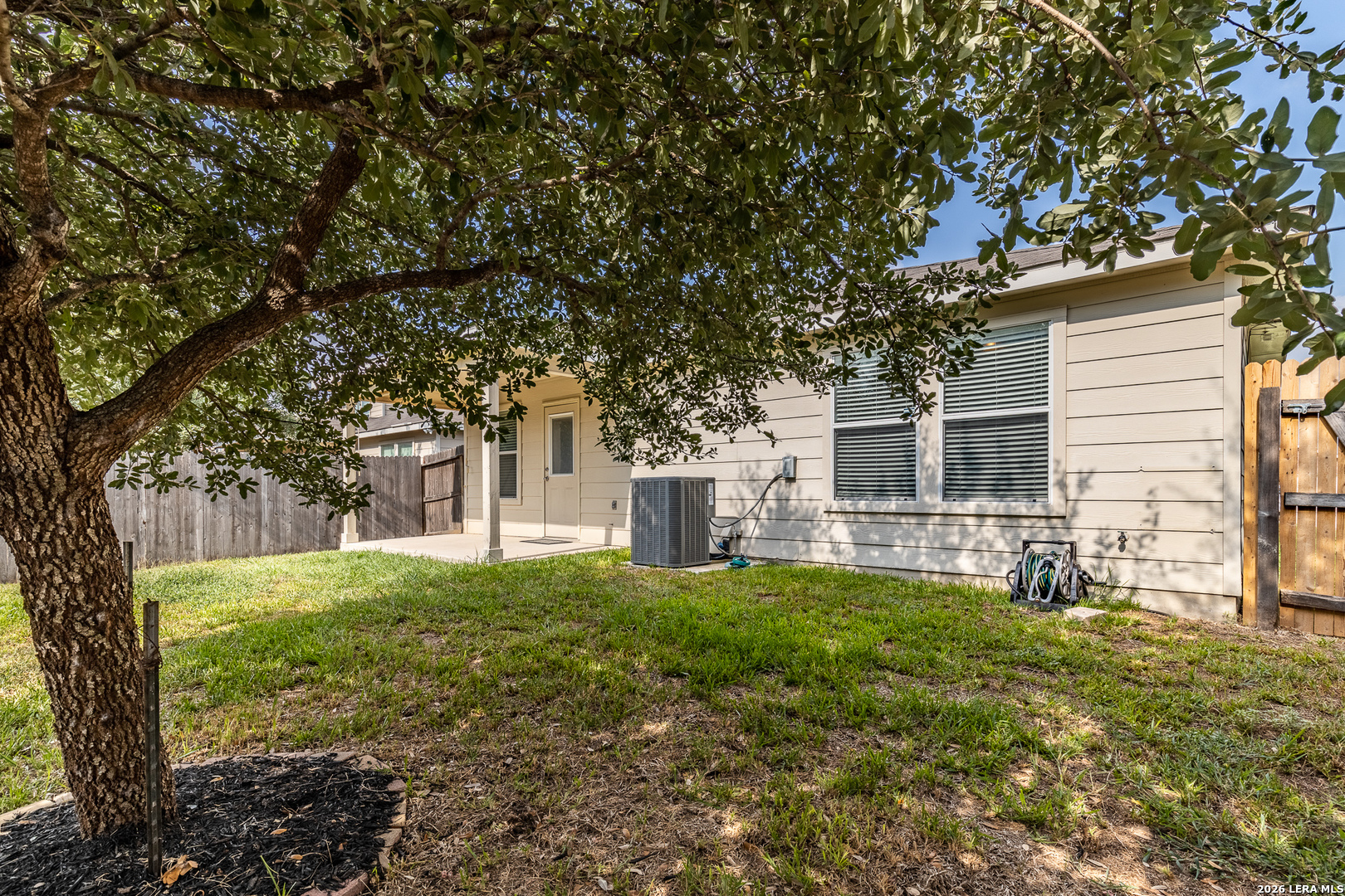 8966 N Oakwood Park San Antonio TX 78254