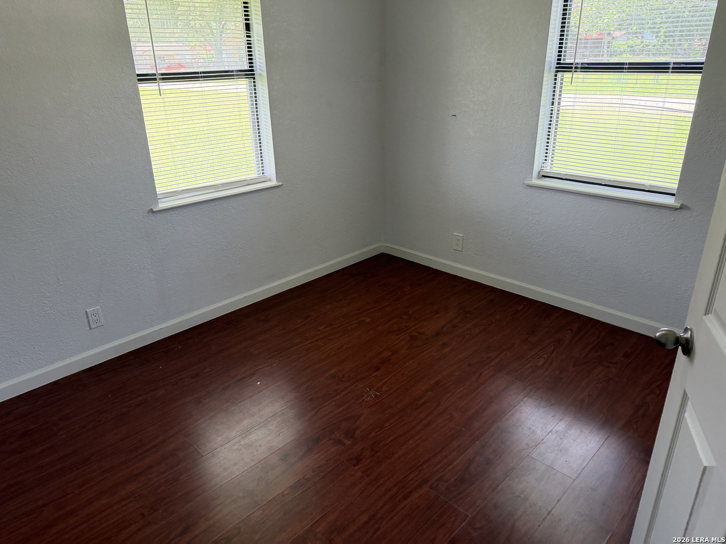 1500 Longhorn Floresville TX 78114