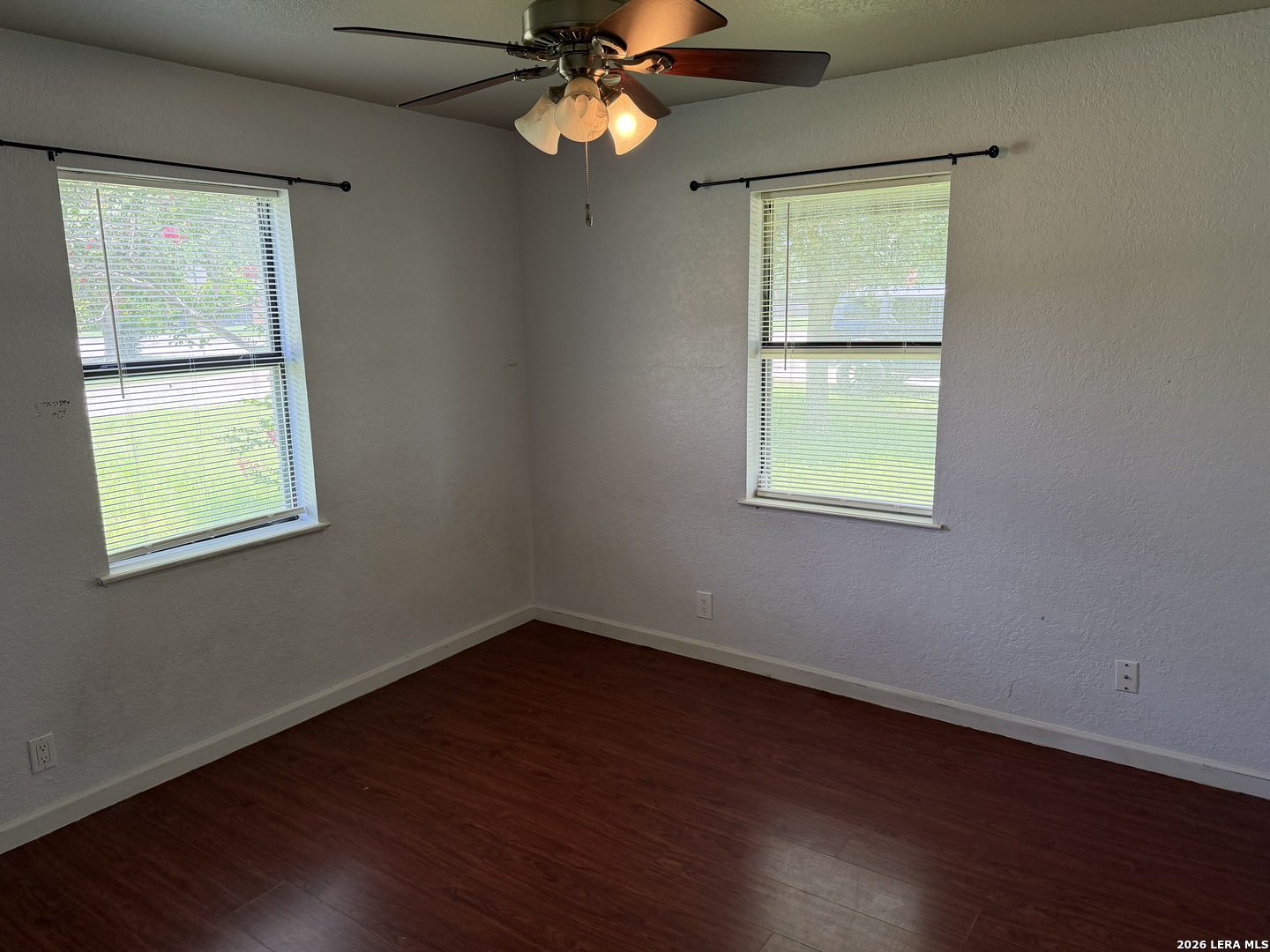 1500 Longhorn Floresville TX 78114