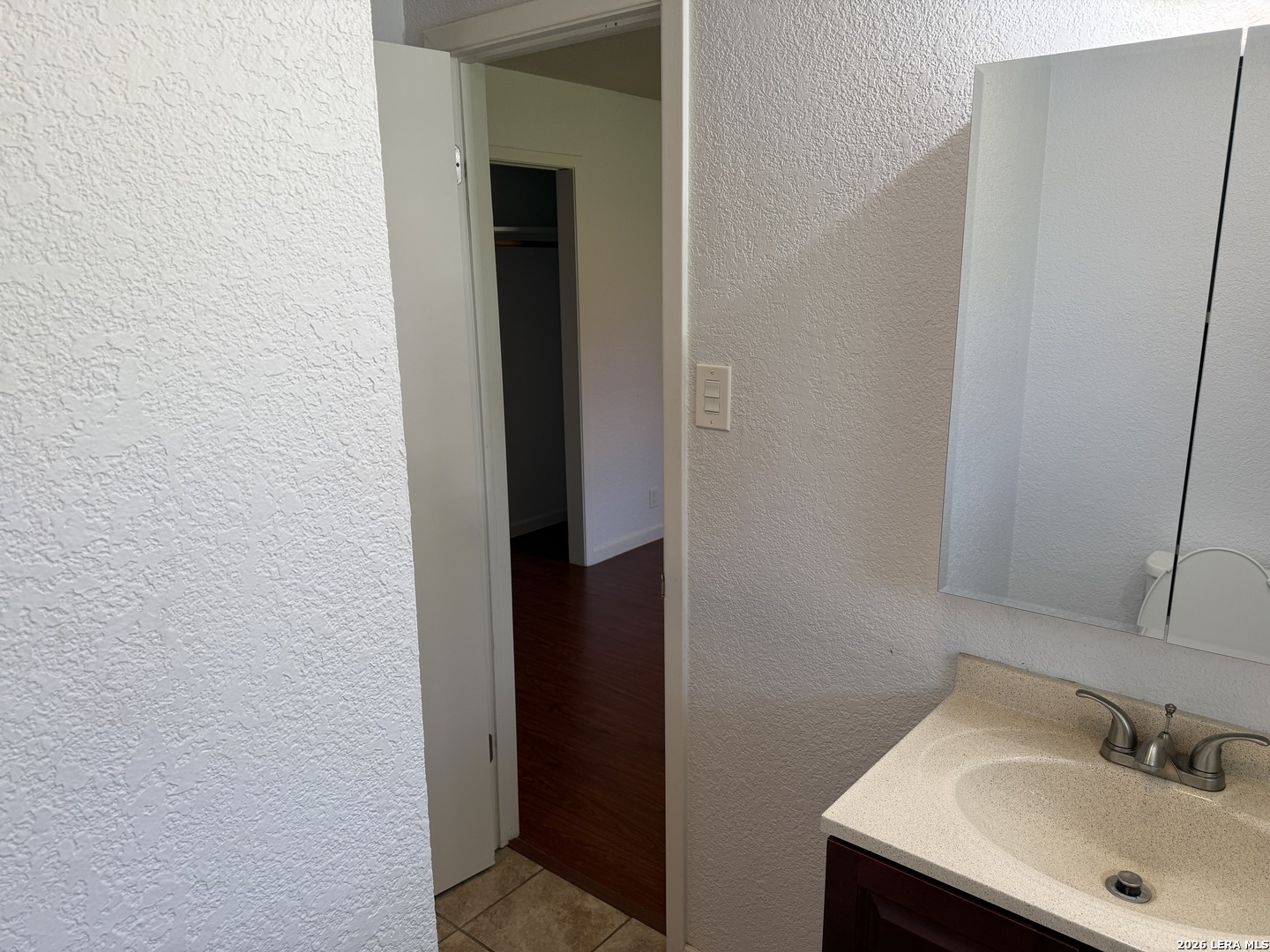 1500 Longhorn Floresville TX 78114