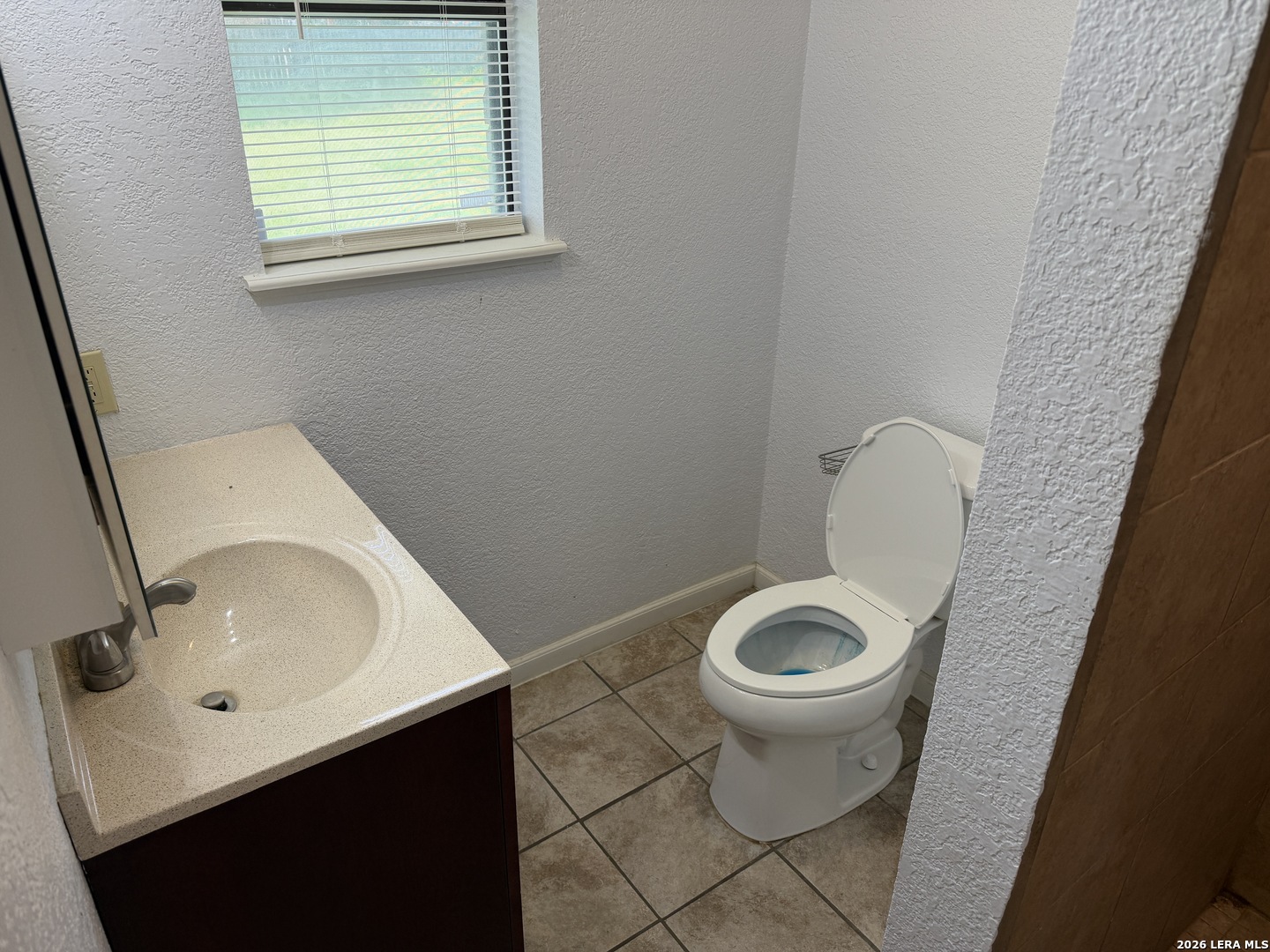 1500 Longhorn Floresville TX 78114