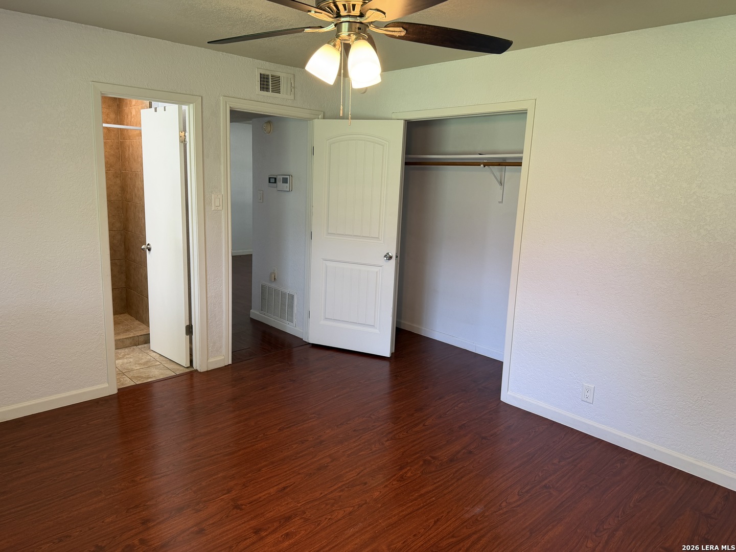 1500 Longhorn Floresville TX 78114