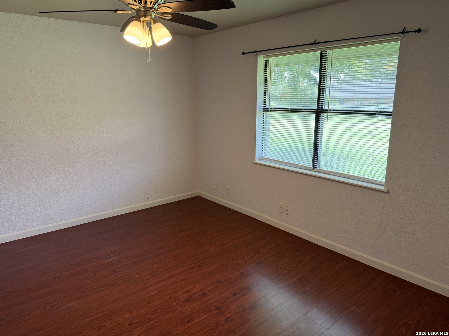 1500 Longhorn Floresville TX 78114