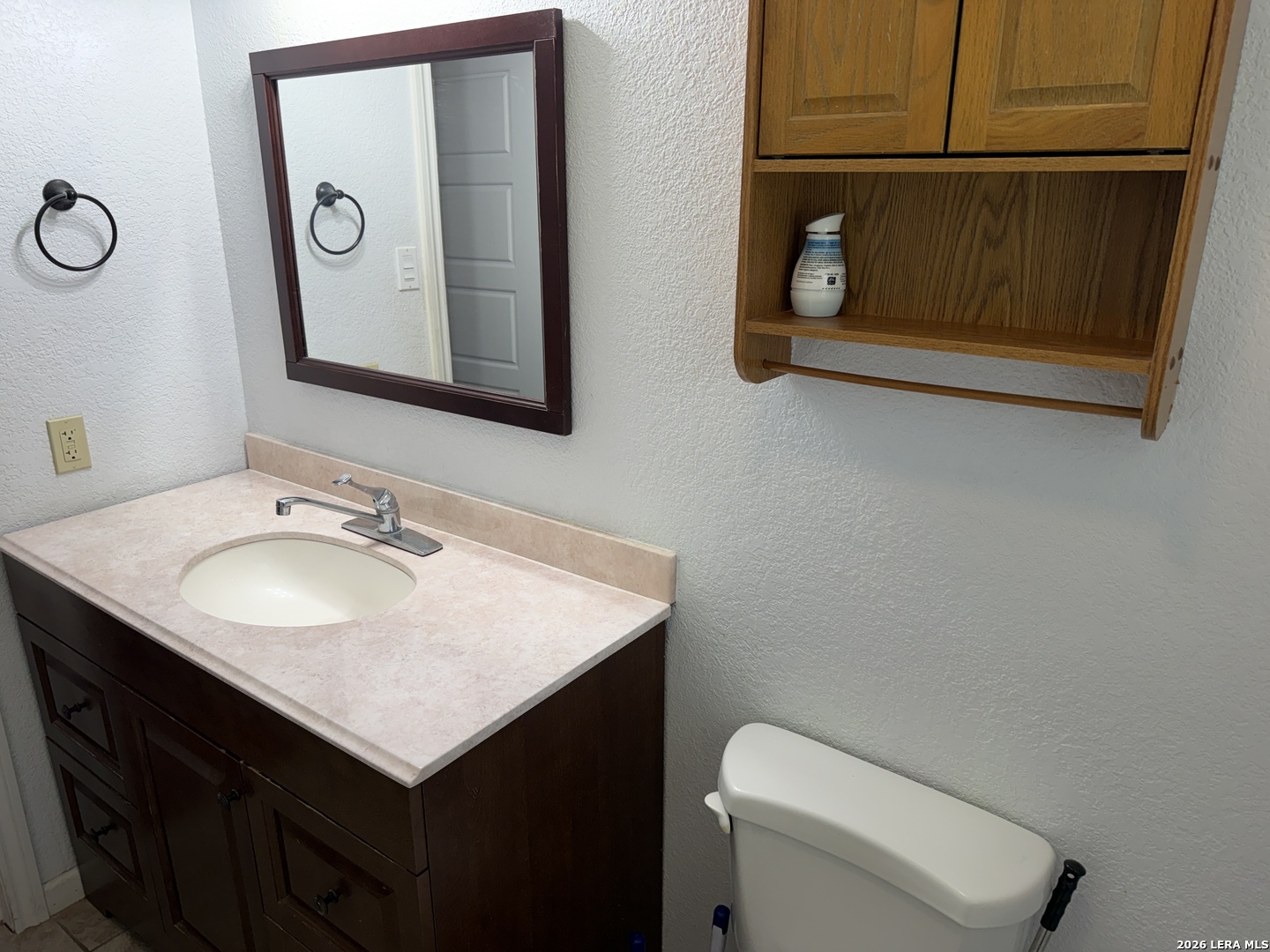 1500 Longhorn Floresville TX 78114