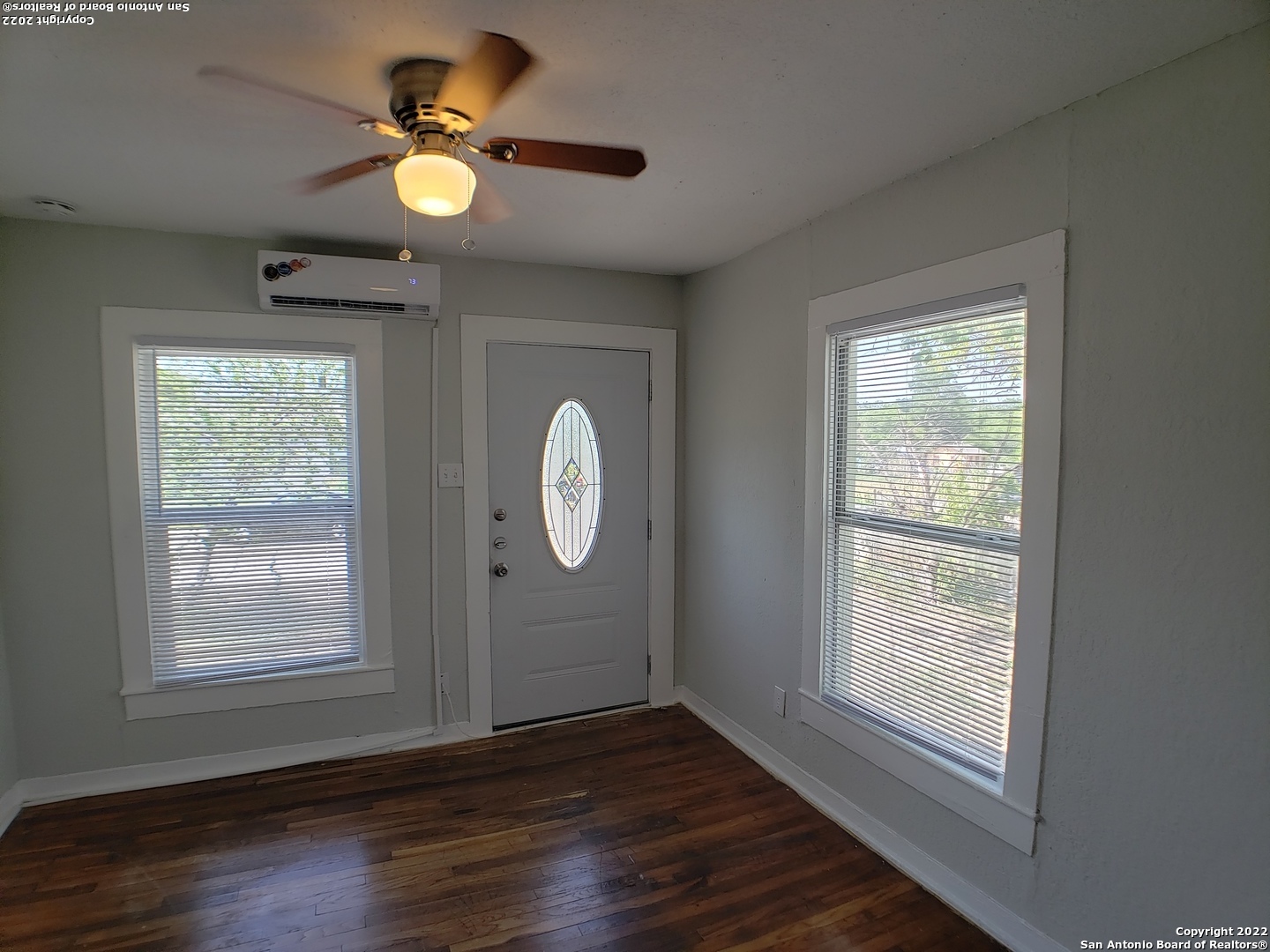 205 W Lambert Street San Antonio TX 78204