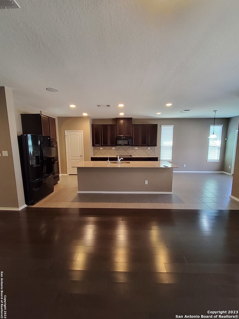 20223 Oak Panache San Antonio TX 78259