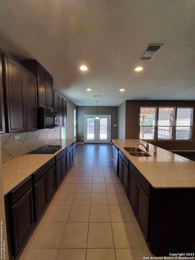 20223 Oak Panache San Antonio TX 78259
