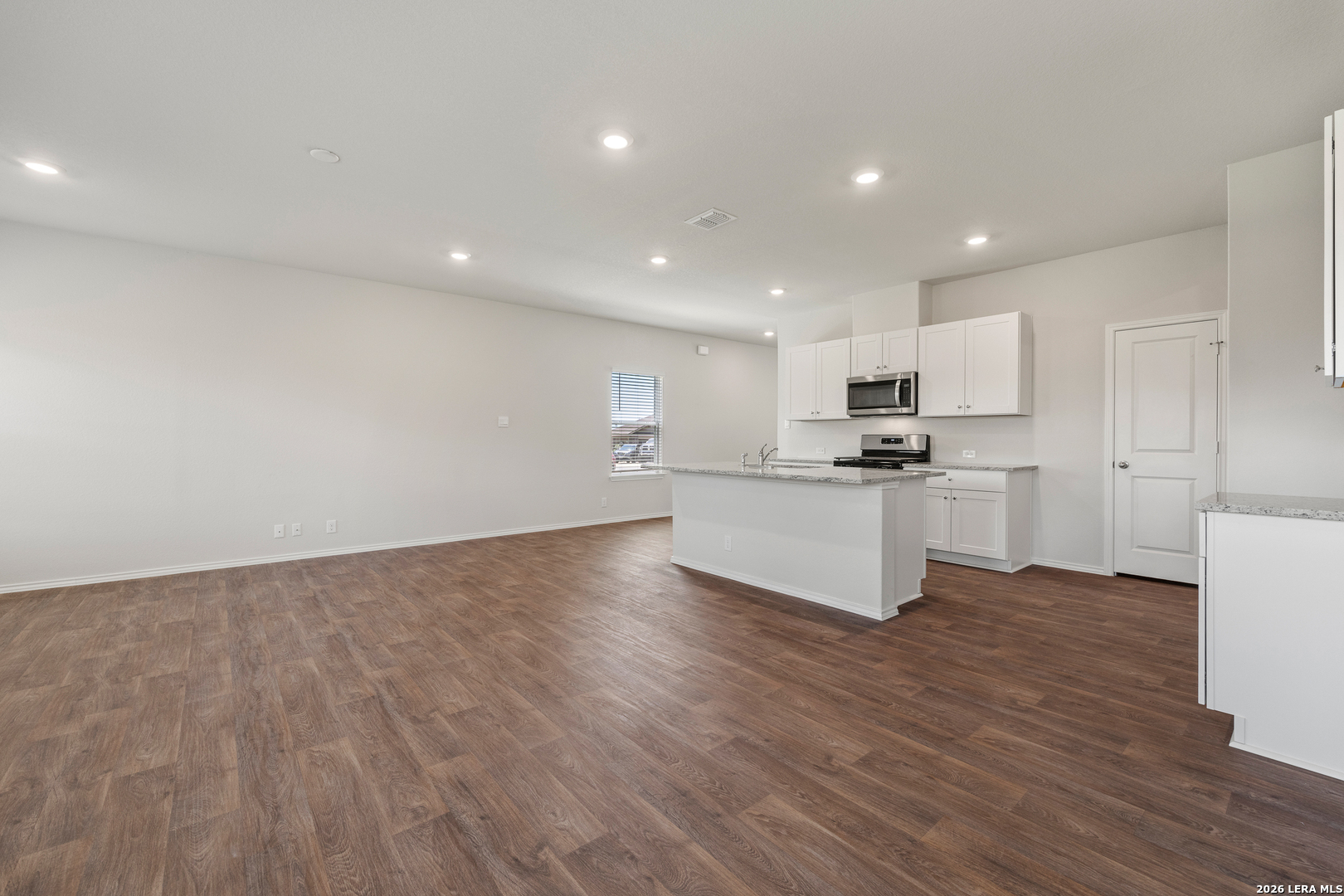 178 Legendary Trail Loop Floresville TX 78114