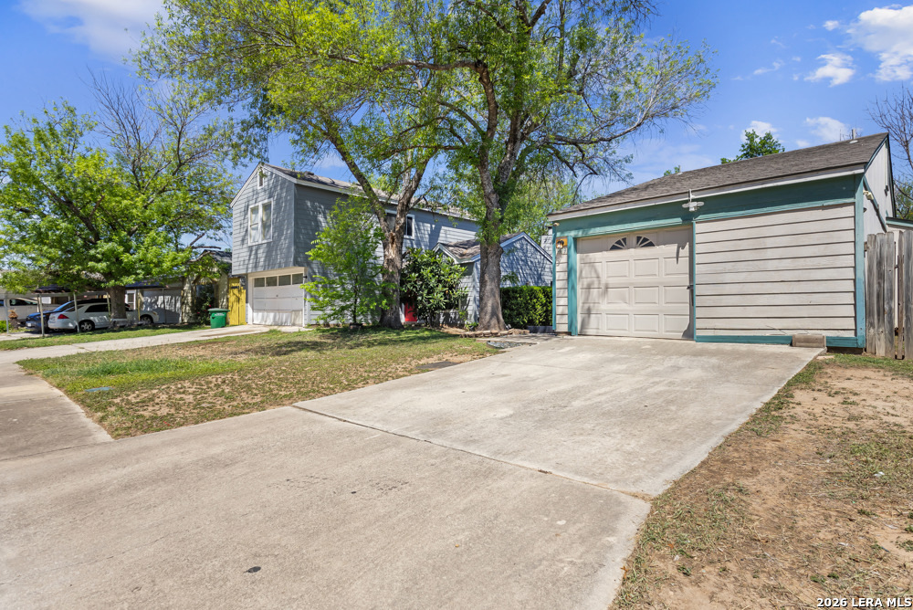 9929 Village Briar San Antonio TX 78250