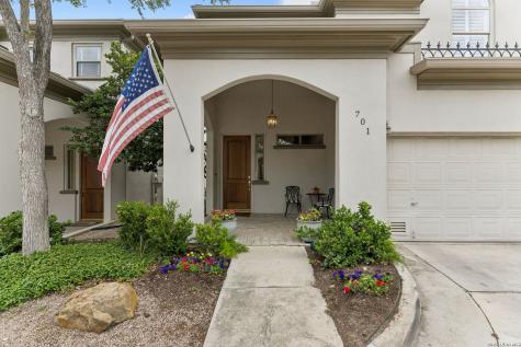 8127 N New Braunfels San Antonio TX 78209