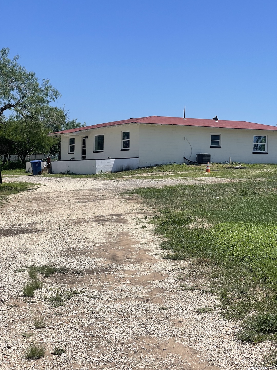 507 W Villaret San Antonio TX 78221