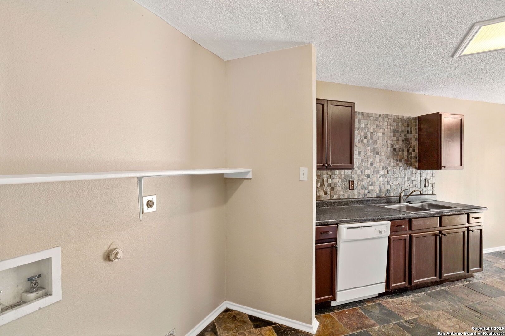 7807 Clipper Pass San Antonio TX 78254