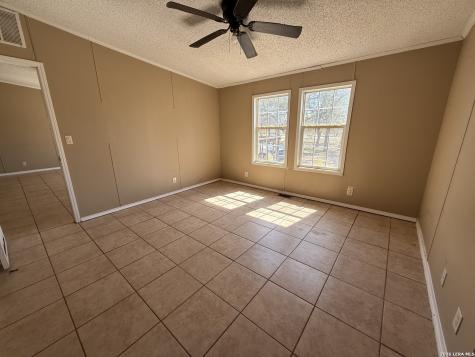195 Ashford Poteet TX 78065