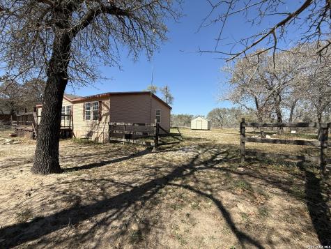 195 Ashford Poteet TX 78065