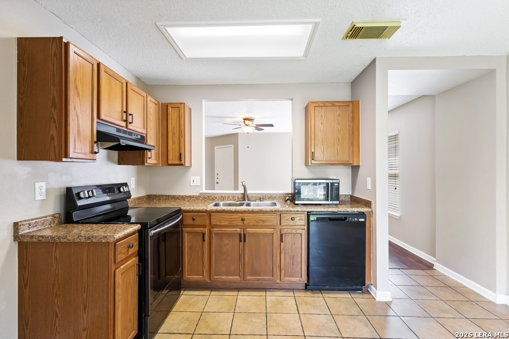 11030 Victors Hill San Antonio TX 78254