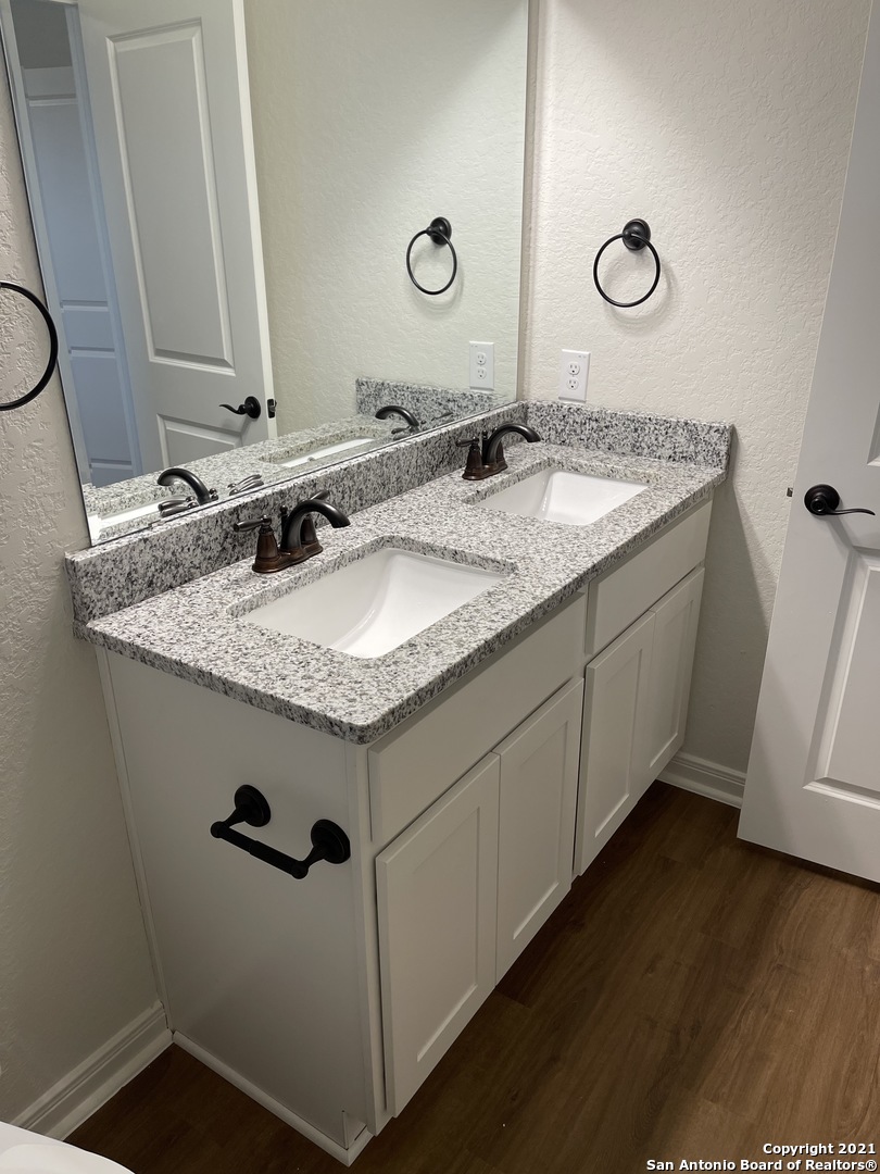 2222 Sandlewood Cove San Antonio TX 78245