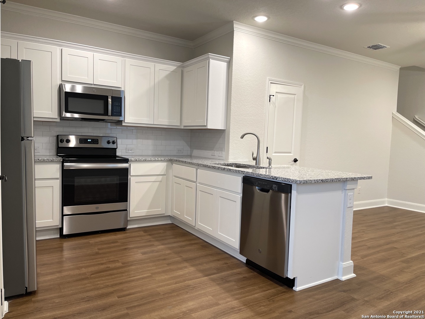 2222 Sandlewood Cove San Antonio TX 78245