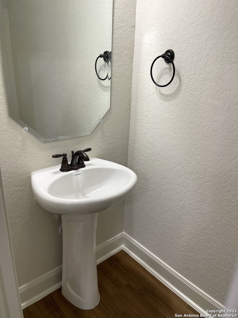 2222 Sandlewood Cove San Antonio TX 78245