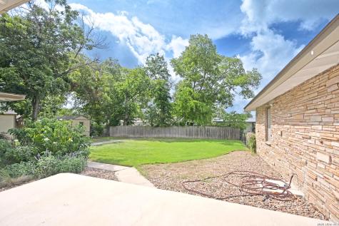 671 W Merriweather Street New Braunfels TX 78130