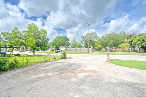 671 W Merriweather Street New Braunfels TX 78130