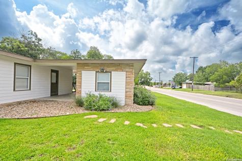 671 W Merriweather Street New Braunfels TX 78130