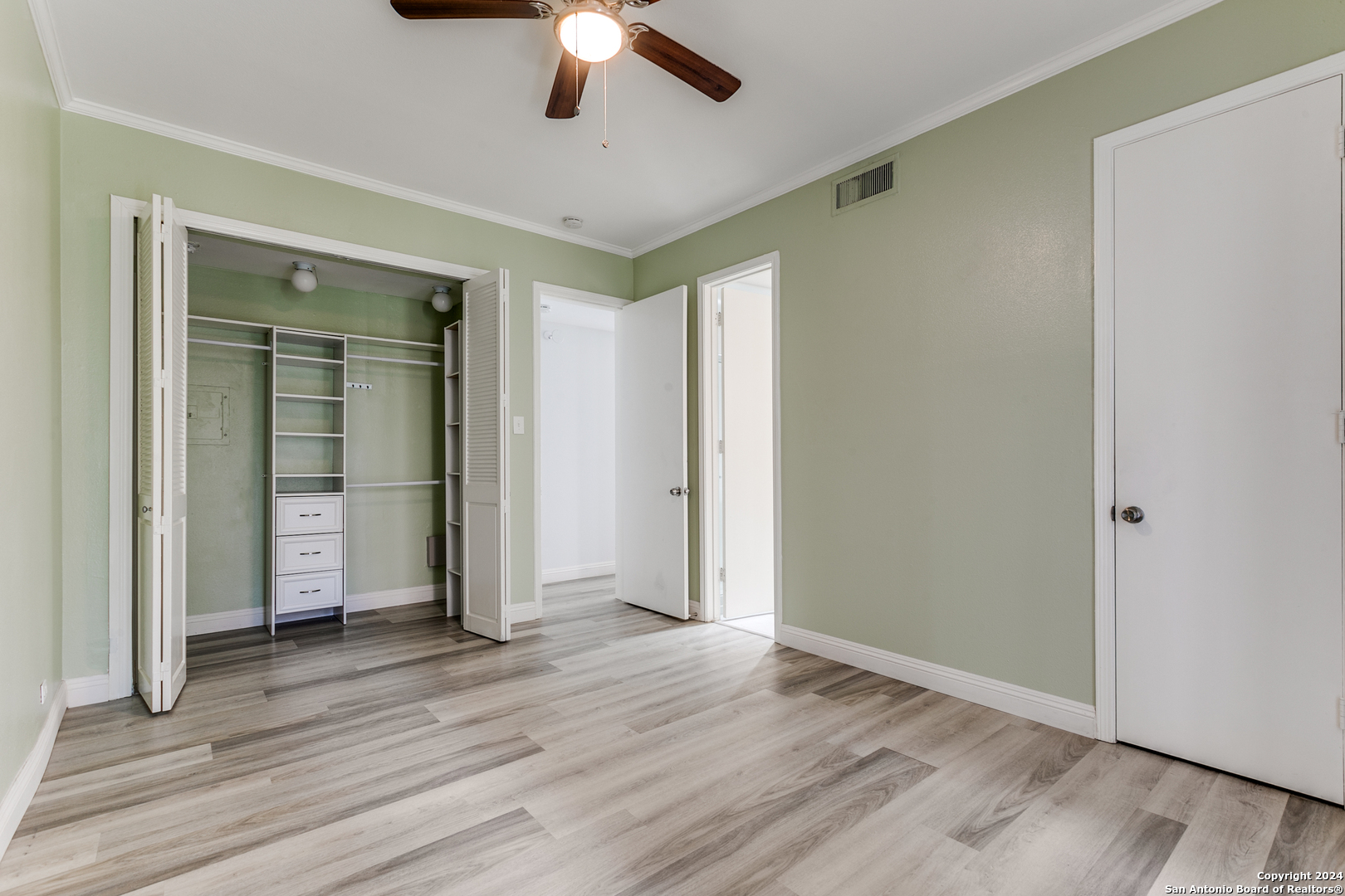 7709 Broadway San Antonio TX 78209