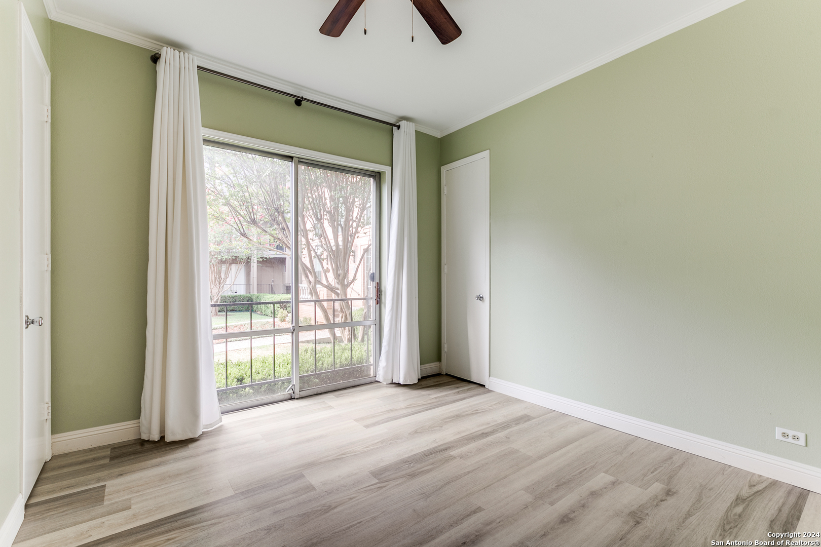 7709 Broadway San Antonio TX 78209