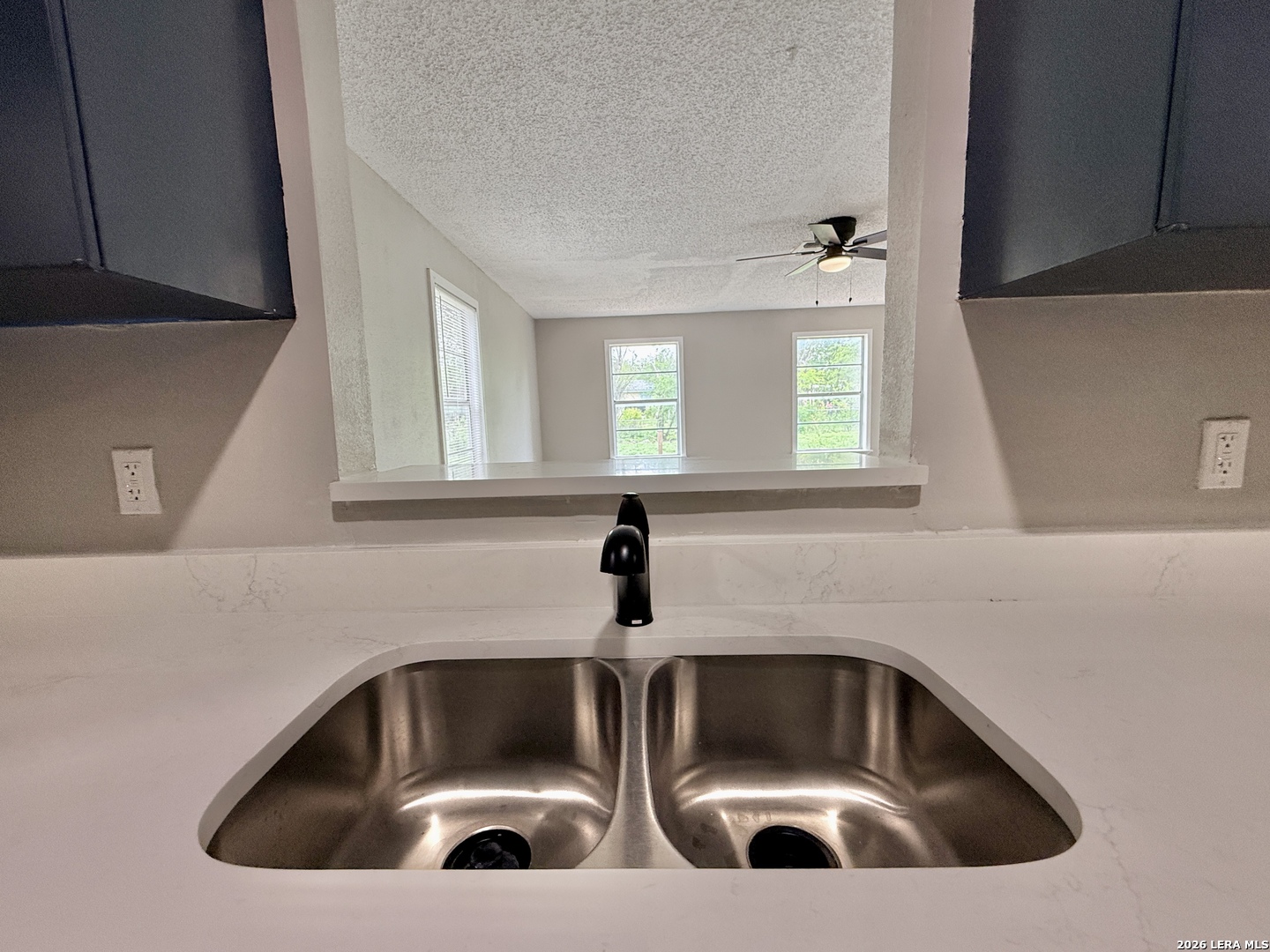 4535 Lark San Antonio TX 78228