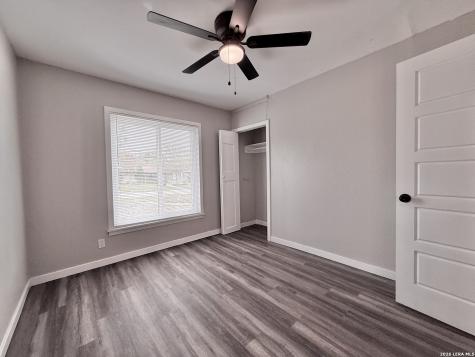 4535 Lark San Antonio TX 78228
