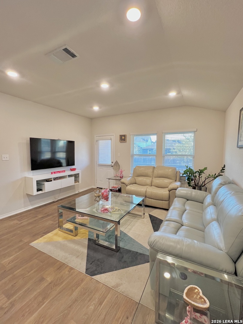 4515 Felsite Avenue San Antonio TX 78253