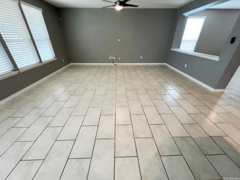 7915 Stalemate Cove San Antonio TX 78254